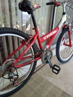 TREK Mountain bike