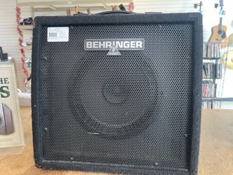 Behringer Amp