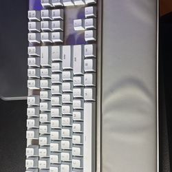 Razer pro Ultra (50% Off)