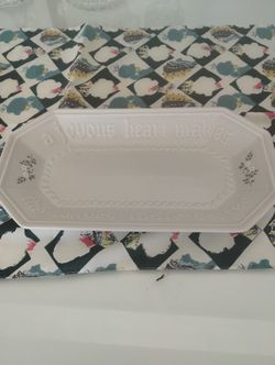 Vintage Pfaltzgraff Yorktowne Bread Tray 
