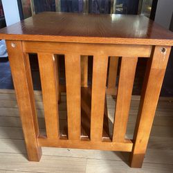 Crate And Barrel Table 