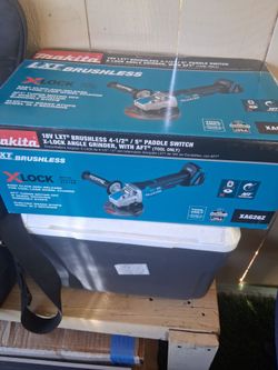 Makita angle grinder