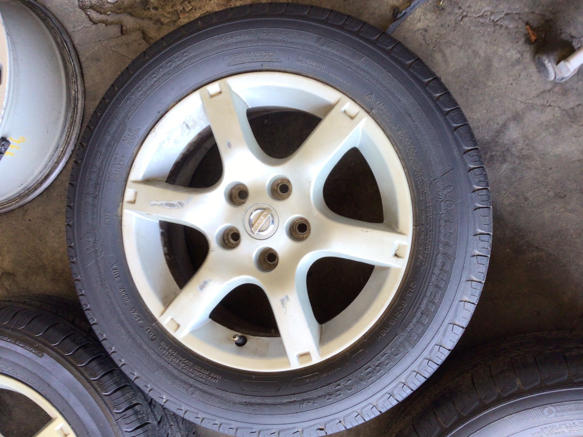 05-06 Nissan Altima Rims & Tires 5lug 16*6.5"