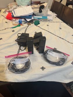 Bose Speakers 700 Pair with Power Adapters and Cables