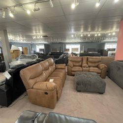 Boxberg Bark Reclining Living Room Set & Sofa And Loveseat 