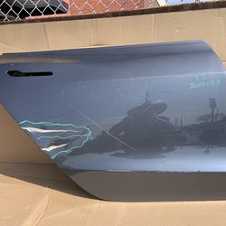 Right Rear door Tesla Model 3 , 2017-23