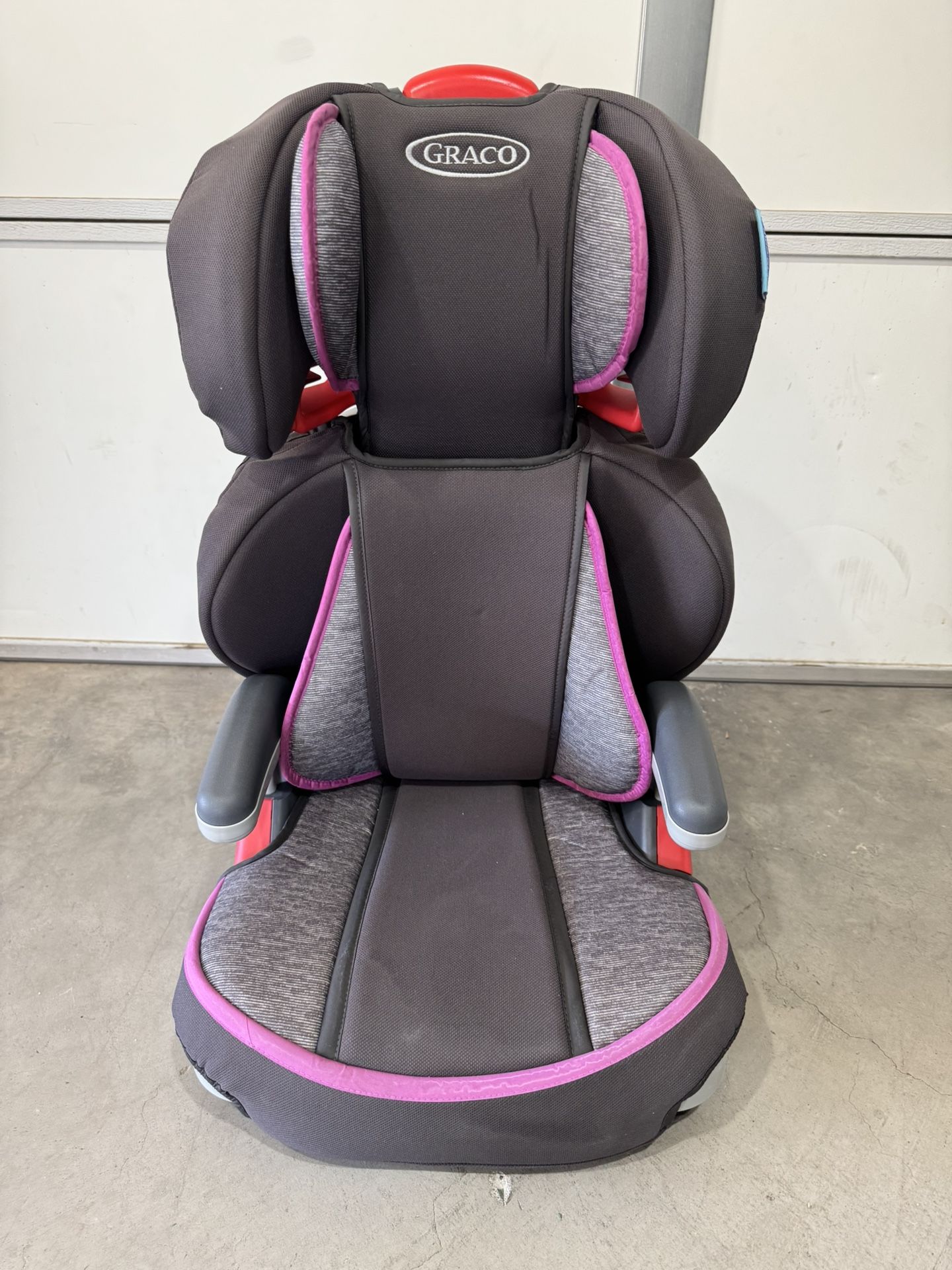 Graco Car Seat. 35ave & Glendale.