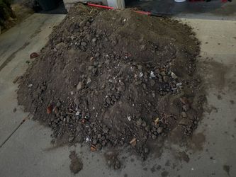 Free dirt can deliver