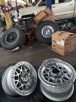 Chevy 2500 wheels and tires 🔥🔥👏