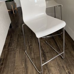 Stylish Countertop Chairs