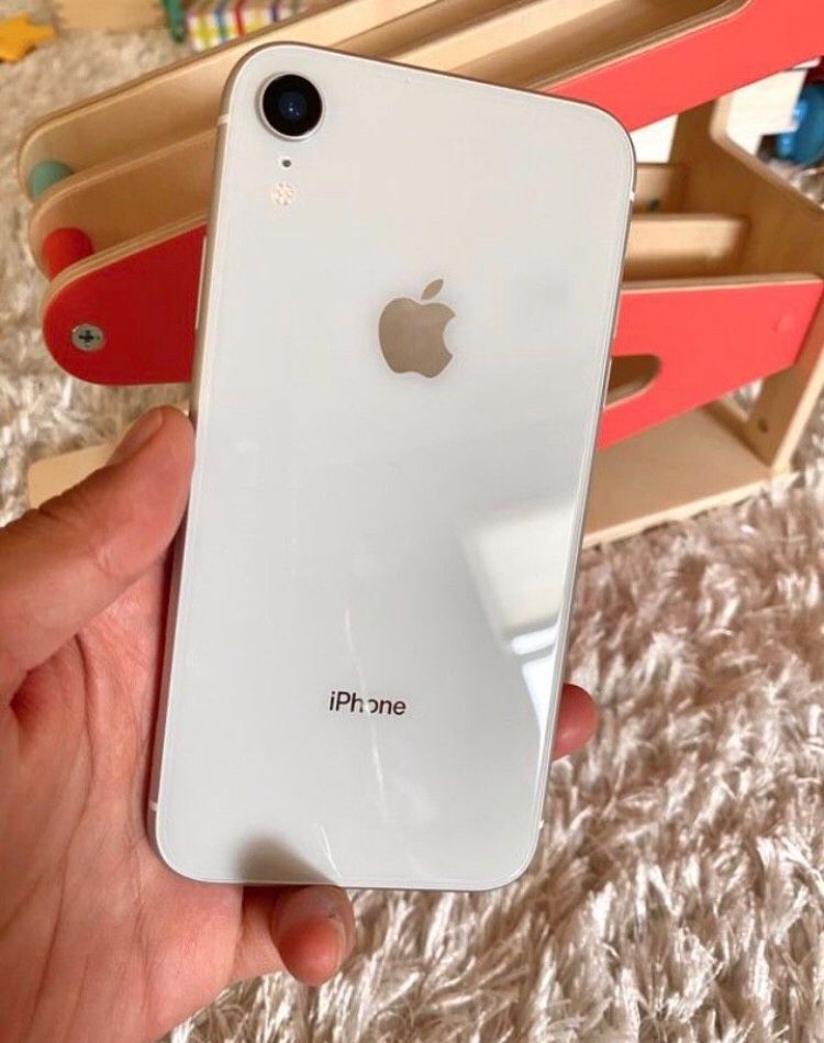 iPhone XR