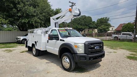 2012 Ford F450 Super Duty Regular Cab & Chassis
