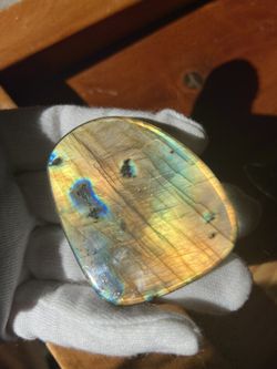 Labradorite crystal cabochon stone