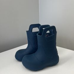Toddler Rain Boots In Size 8