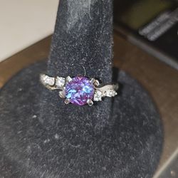 14k Alexandrite And Diamond Ring 