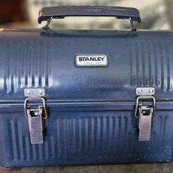 STANLEY Vintage Steel Lunchbox