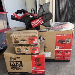 Milwaukee MX FUEL Lithium-Ion 14 in. Cut Off Saw Kit with RAPIDSTOP Brake w/ (2) FORGE XC8.0 Batteri
