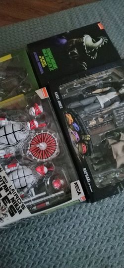 Neca TMNT figures