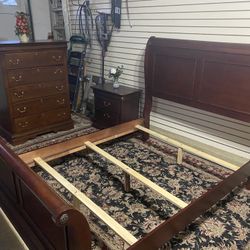 FREE DELIVERY FULL SIZE SLEIGH Bed Set 