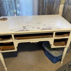 Vanity Desk And Chair