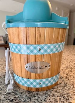The Pioneer Woman Electric Ice Cream Maker