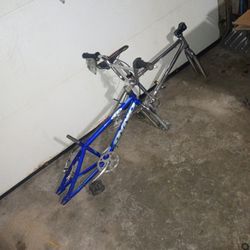 DYNO NSX AND REDLINE RL340 COMPE 2 BIKES 1 PRICE!!