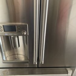 Café Refrigerator