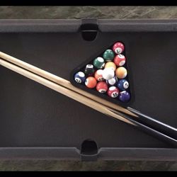 mini pool table game