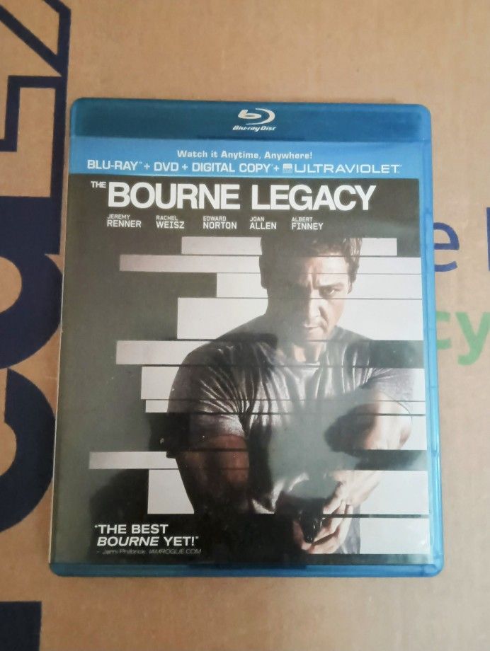 BOURNE LEGACY (2012)