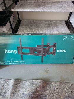 Onn Corner Full Motion TV Wall Mount 37–70"
