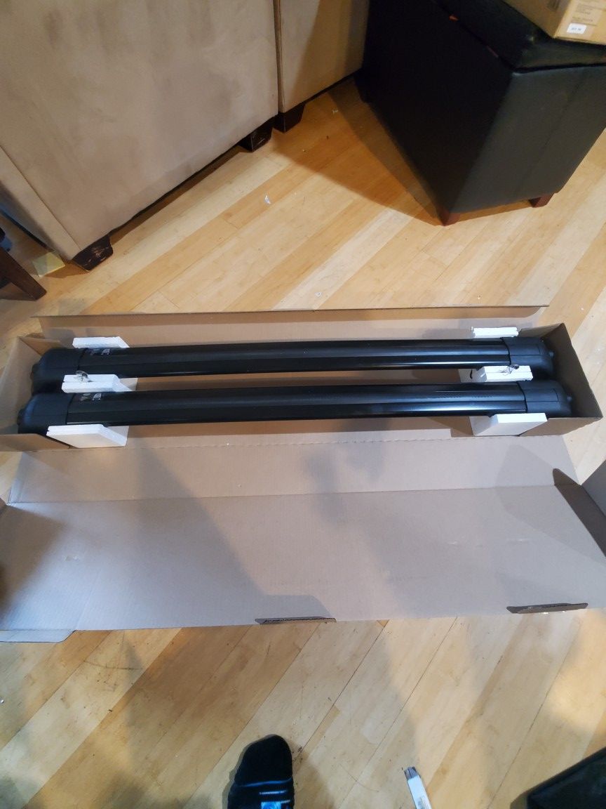 Land Rover Roof Rack Cross Bar System OEM BRAND NEW part no. VUB503330