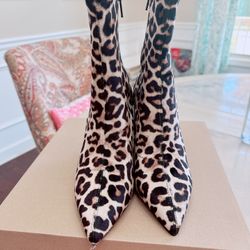 Steve Madden Valyant Leo Velvet Boots - NWT
