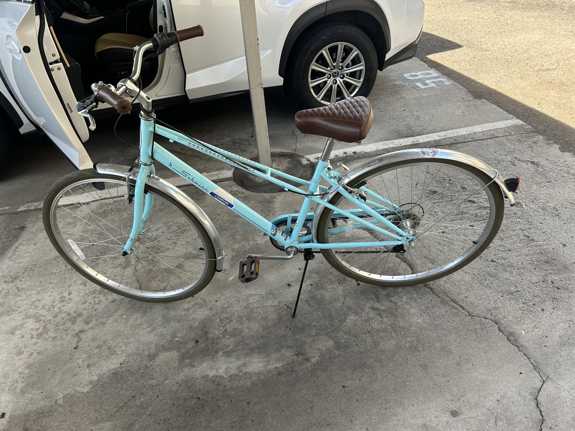 Women’s Hybrid Cruiser Bike