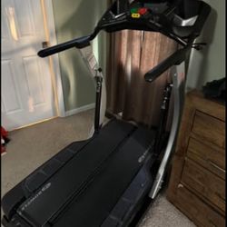 Bowflex TreadClimber TC200