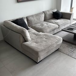 Couch For Sale - Edgewater Pick Up Only