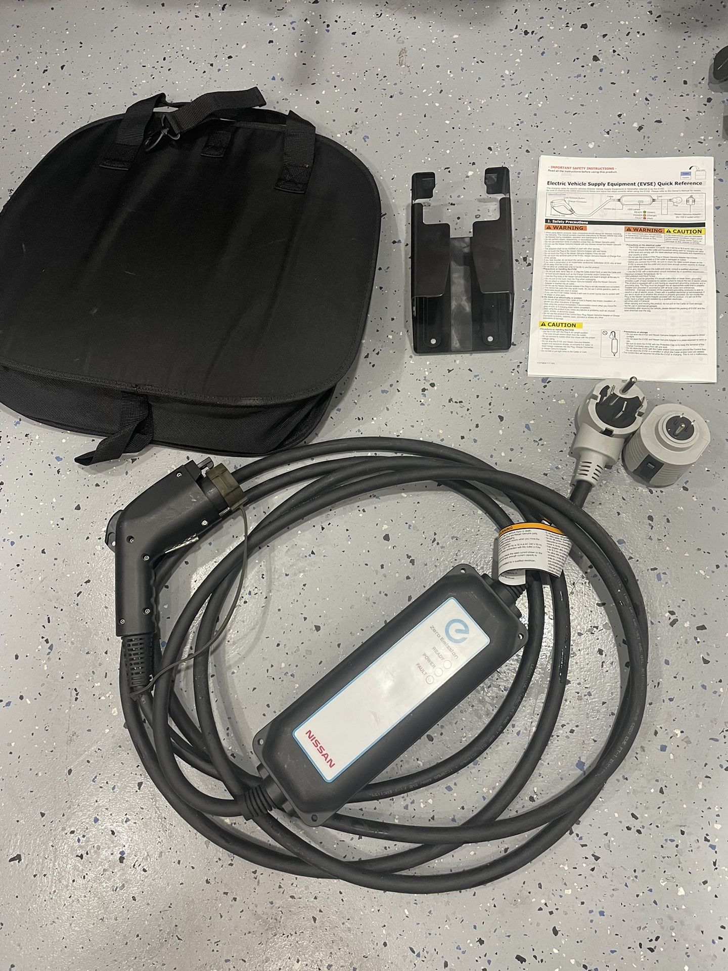 Nissan Leaf OEM Zero Emission Charging Cable 120 / 240