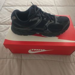 Nike V5 RNR 11.5 Mens