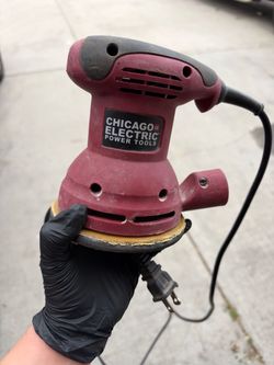 Chicago Electric Power 5 inch Palm Sander