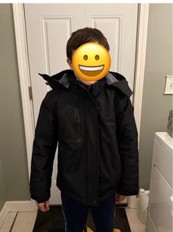 Kids Winter/Ski Jacket – Size Medium – Black 🖤
