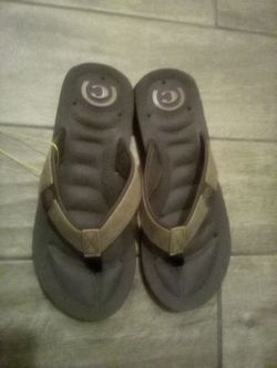 Mens Brown Sandals ( New)