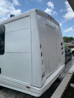 2004 Ford Van