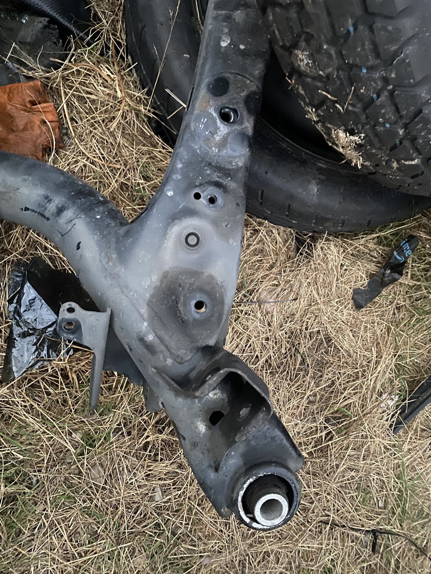 Rear Sub-Frame Lexus 