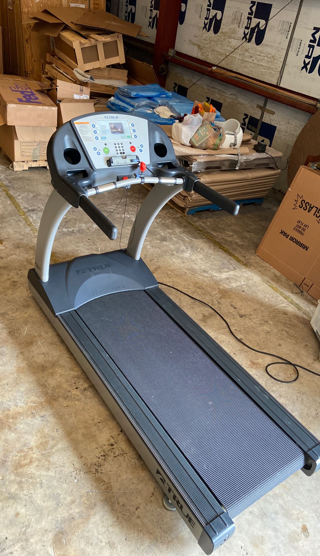 True PS800 Treadmill for Sale in Fort Pierce, FL OfferUp
