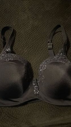 Woman’s bra playtex