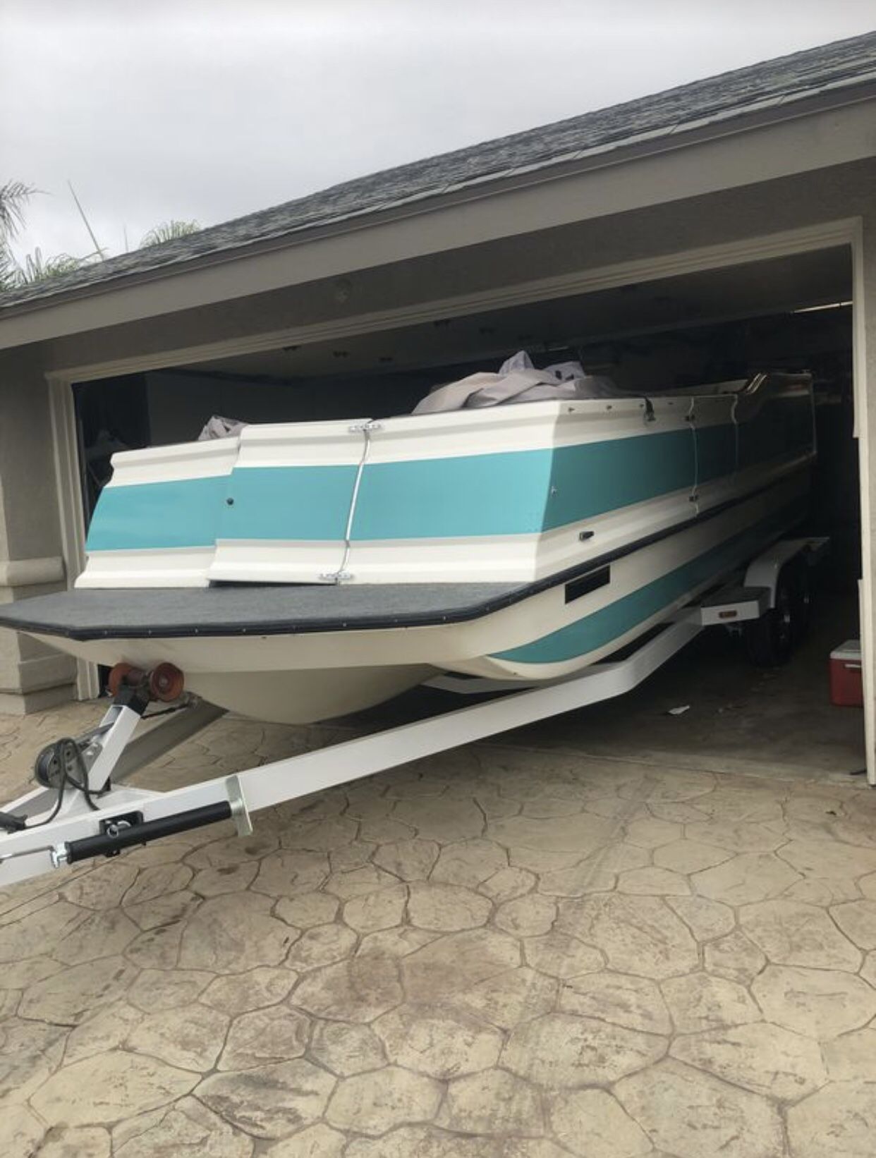 1992 Ozark Deck Boat 24’ Jet for Sale in Rancho Cucamonga, CA OfferUp
