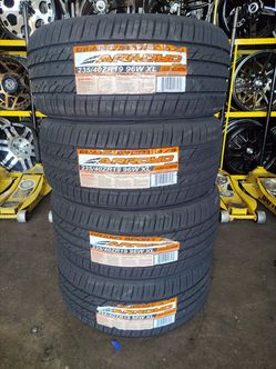 235/40/19 arroyo Set of 4 new tires