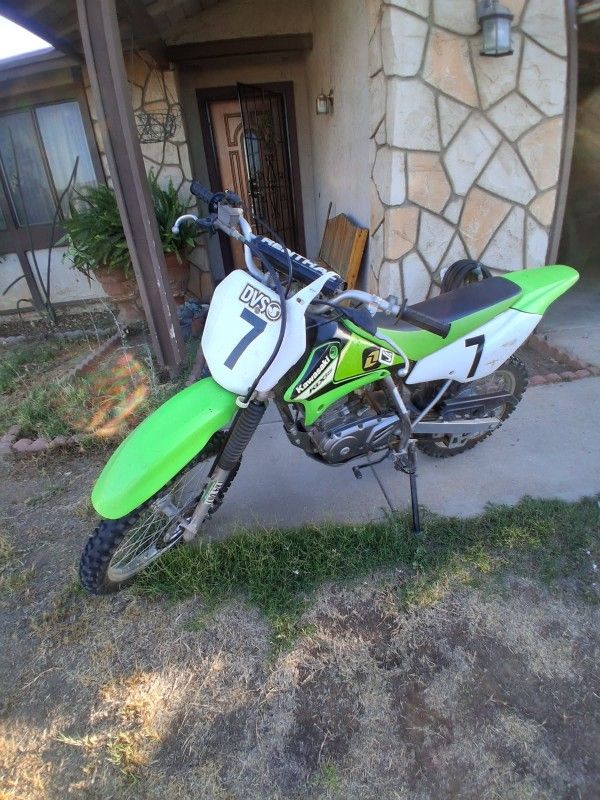 Kawasaki '06 Dirt Bike