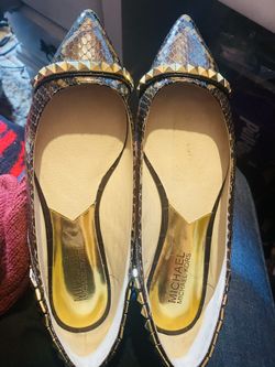 Michael Kors flats