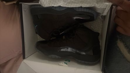 Both size 7
