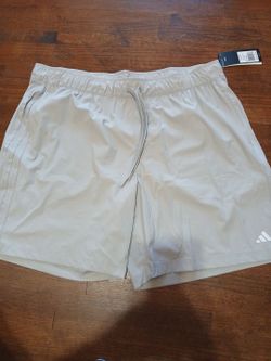 Mens Clothes Size XL Adidas shorts (gray)